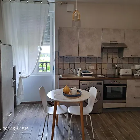La Metairie Au Milieu Des Vignes Apartman *