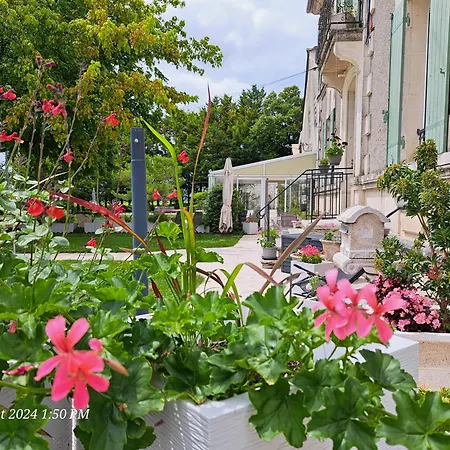 La Métairie Au Milieu Des Vignes * Réaux