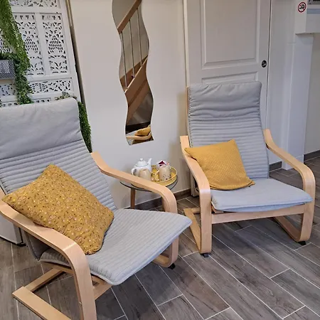 La Métairie Au Milieu Des Vignes *