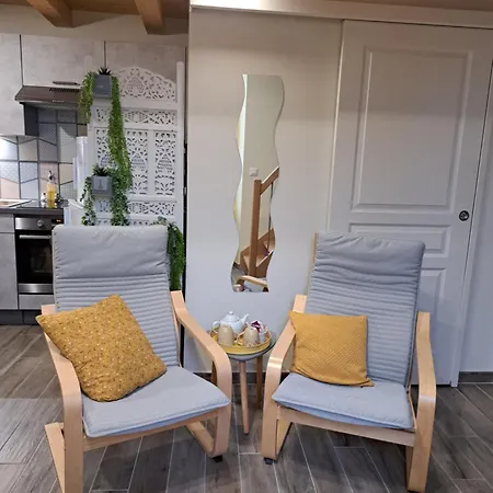 La Métairie Au Milieu Des Vignes Réaux