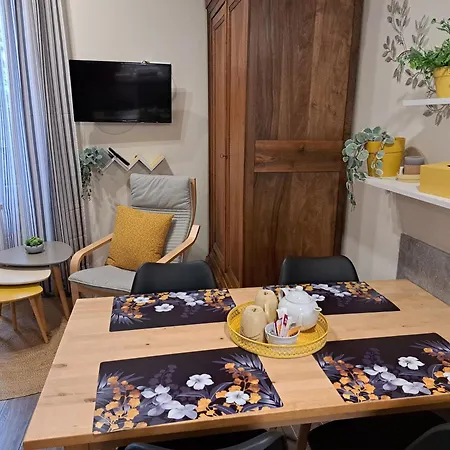 La Métairie Au Milieu Des Vignes Apartamento Réaux